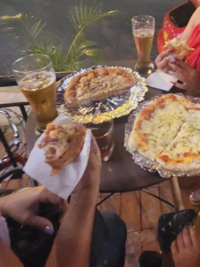 Pizza tipo de pollo con champiñón a domicilio en Ibagué